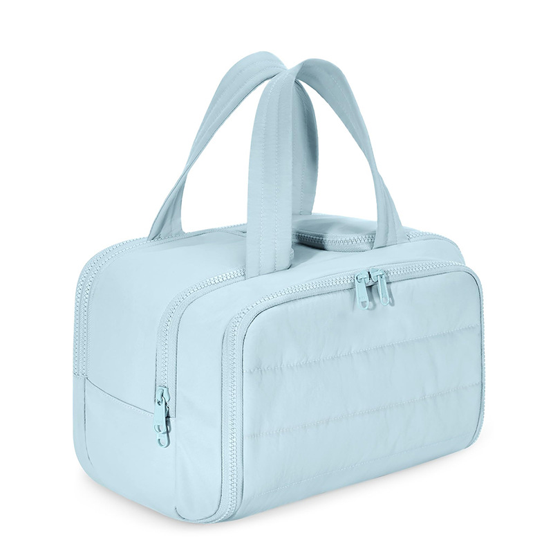 Travel Makeup Bag – Dustproof & Water-Resistant With Multiple Compartments